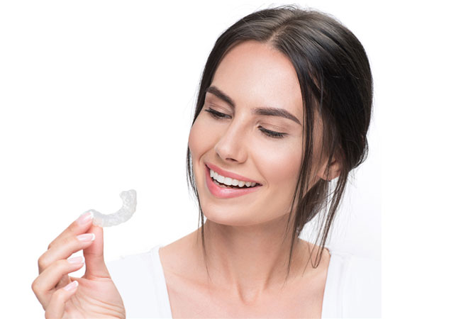 Invisalign/Aligners are transparent braces that give patient the flexibility to remove them and wear them. Expert Panel of Doctors